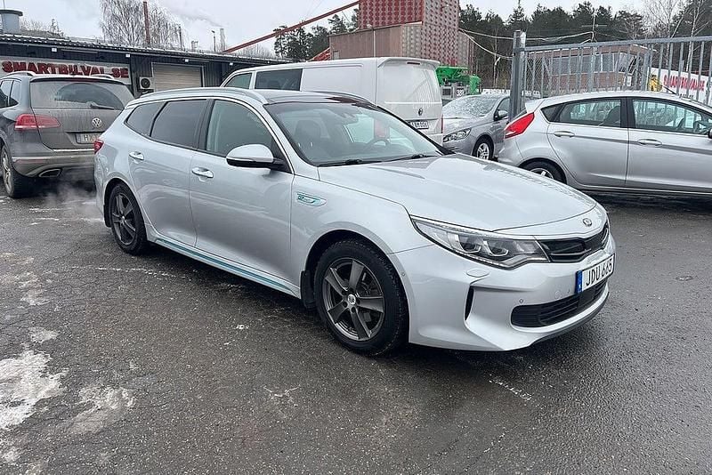 Begagnad Kia Optima Hybrid Sport 2018 Grå Sedan