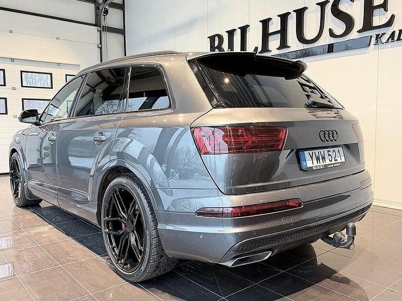 Begagnad Audi Q7 S-Line 272 HK (200 kW) 2017 Grå SUV