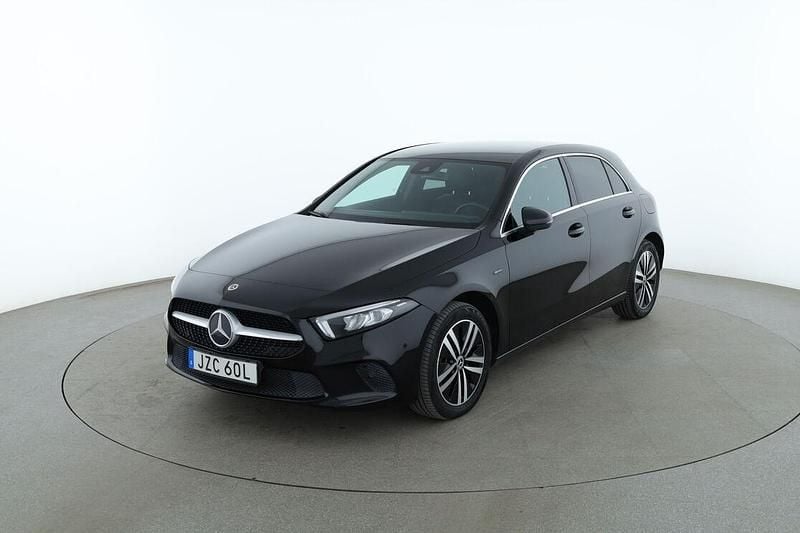 Svart Begagnad 2020 Mercedes A250 Sedan | 260 000 kr (Marknadspris) - Bild 1/3