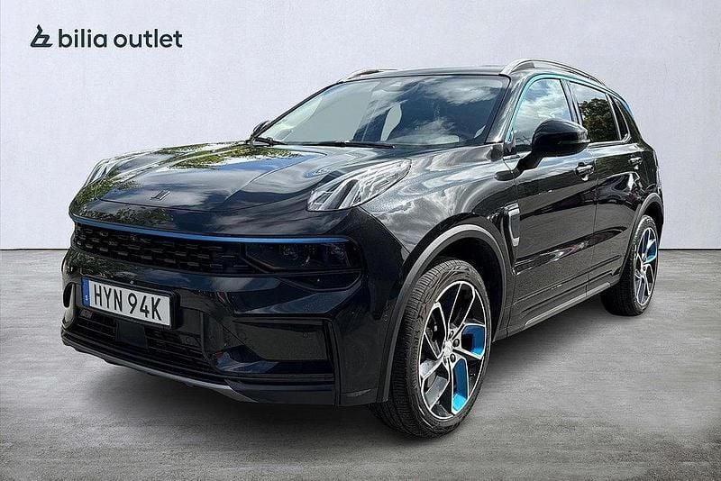 Svart Begagnad 2022 Lynk & Co 01 SUV | 284 900 kr (Marknadspris) - Bild 1/3