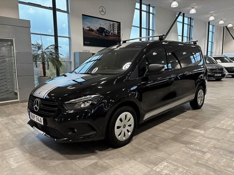 Svart (black) Begagnad 2025 Mercedes Citan 110 Edition Van | 362 500 kr (Lite dyr) - Bild 1/4