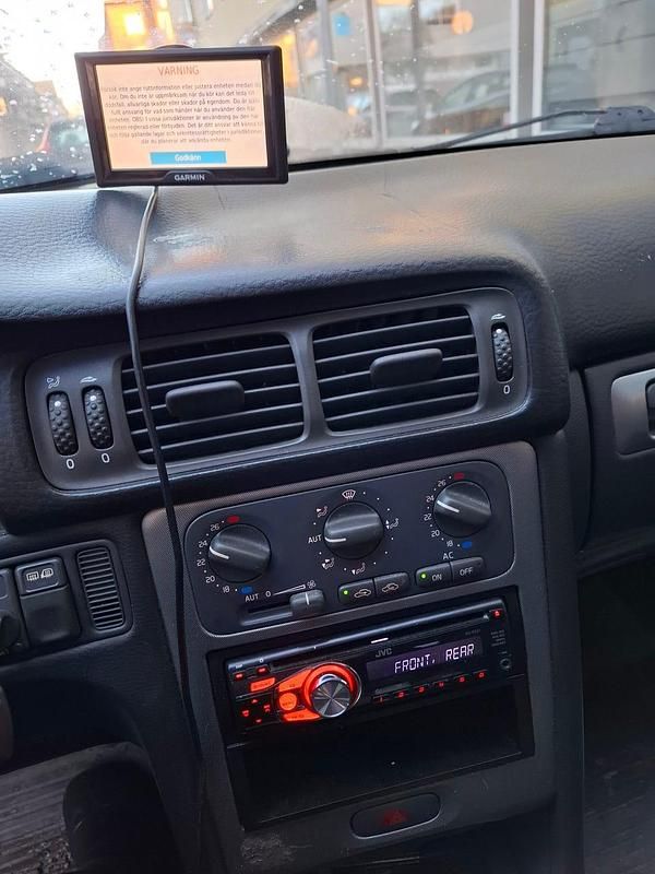 Begagnad Volvo V70 170 HK (125 kW) 2000 Kombi