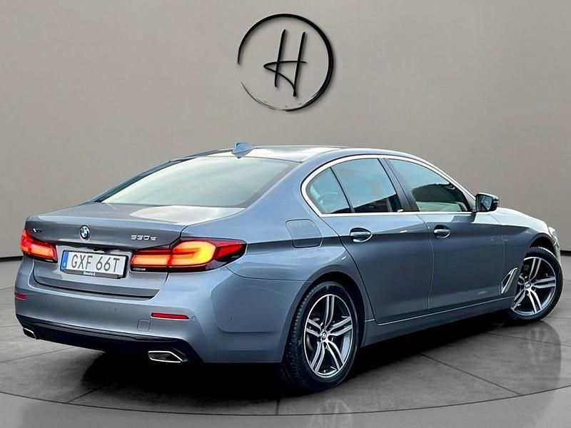 Begagnad BMW 530 292 HK (214 kW) 2021 Blå Sedan