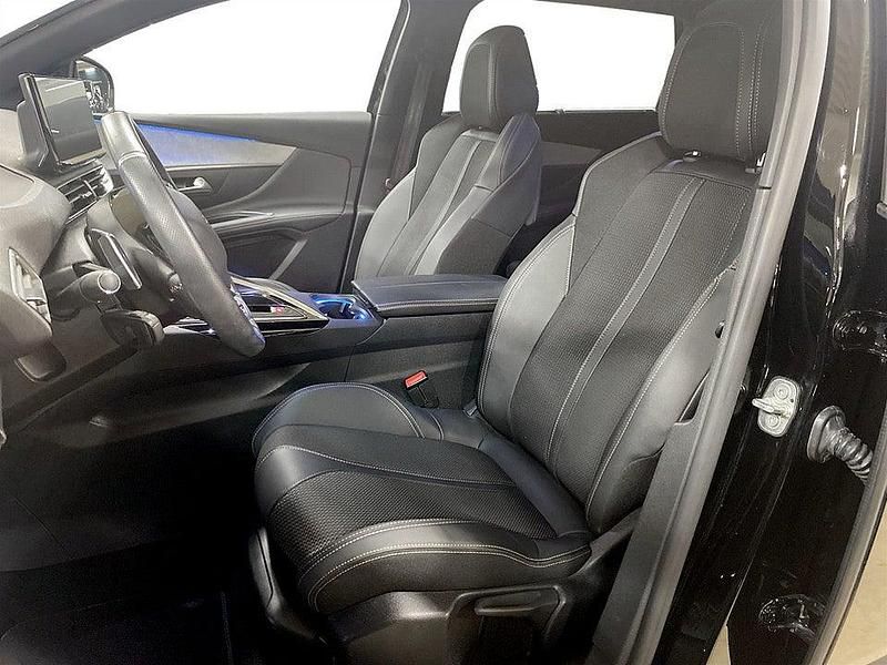 Begagnad Peugeot 5008 GT 131 HK (96 kW) 2023 Svart SUV