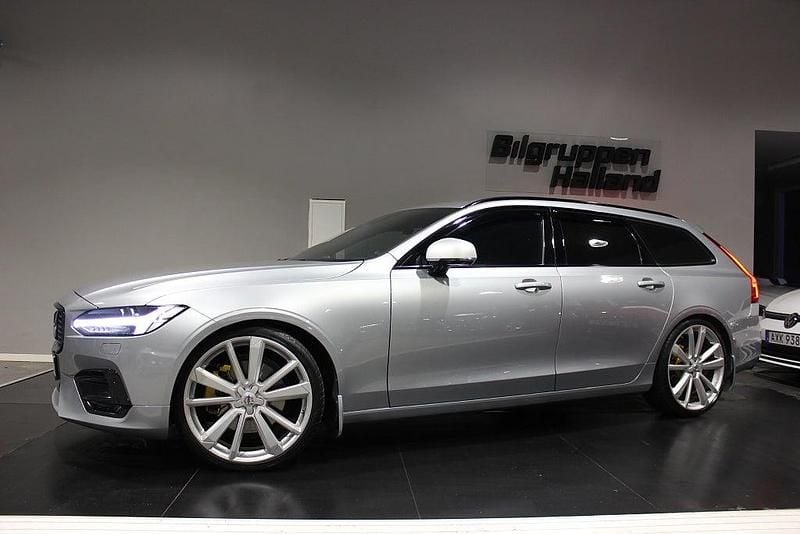 Electric silver metallic Begagnad 2017 Volvo V90 R-Design Kombi | 269 900 kr (Marknadspris) - Bild 1/3