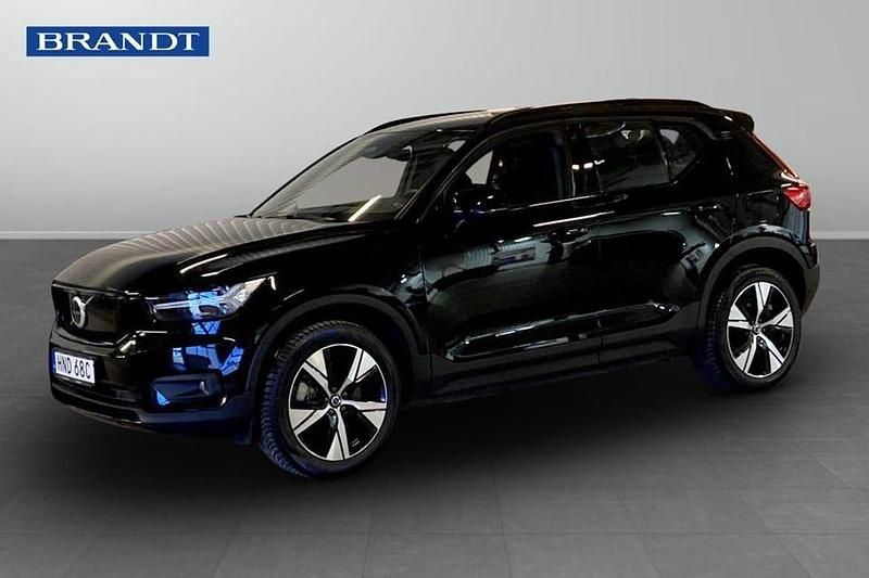 Svart Begagnad 2022 Volvo XC40 Plus SUV | 339 900 kr - Bild 1/3
