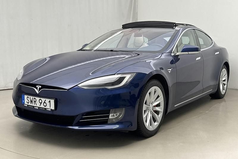 Blå Begagnad 2018 Tesla Model S Performance Halvkombi | 340 000 kr - Bild 1/4