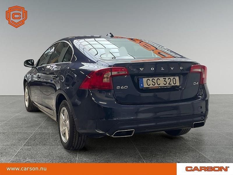 Begagnad Volvo S60 Momentum 181 HK (133 kW) 2014 Blå Sedan
