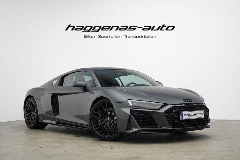 Grå Begagnad 2023 Audi R8 Coupé Performance Sportkupé | 1 645 000 kr - Bild 1/4