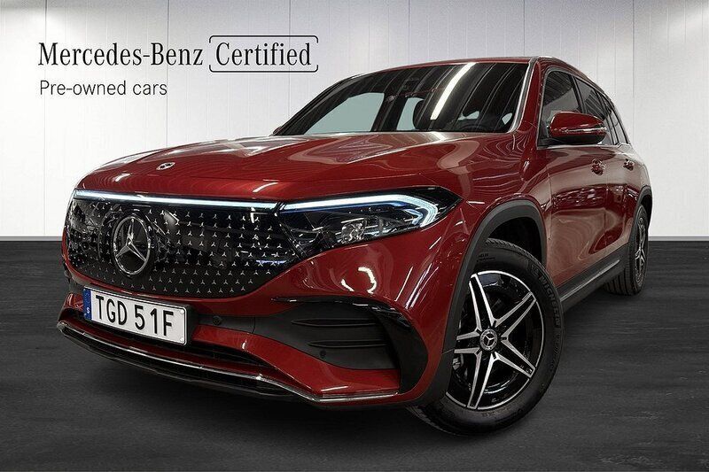 Röd Begagnad 2024 Mercedes EQB250+ AMG SUV | 489 000 kr (Superpris) - Bild 1/4