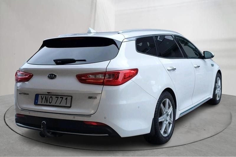 Begagnad Kia Optima Advance 205 HK (150 kW) 2018 Vit Kombi