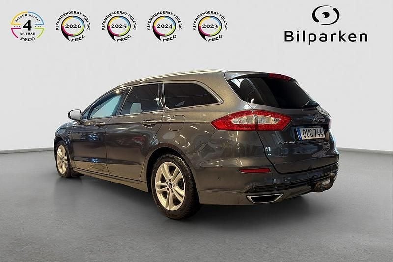 Begagnad Ford Mondeo Titanium 180 HK (132 kW) 2015 Grå Kombi