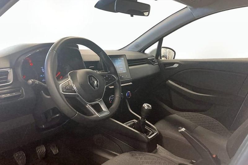 Vit Begagnad 2023 Renault Clio V Zen Halvkombi | 149 900 kr (Bra pris) - Bild 1/1