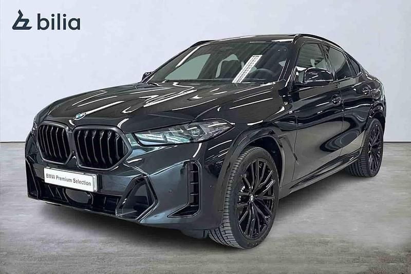 Svart Begagnad 2026 BMW X6 SUV | 1 049 900 kr - Bild 1/1