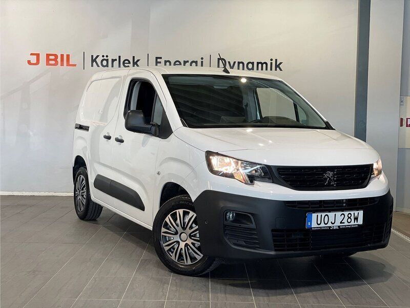 Vit Begagnad 2021 Peugeot Partner Minibuss | 193 625 kr (Lite dyr) - Bild 1/4