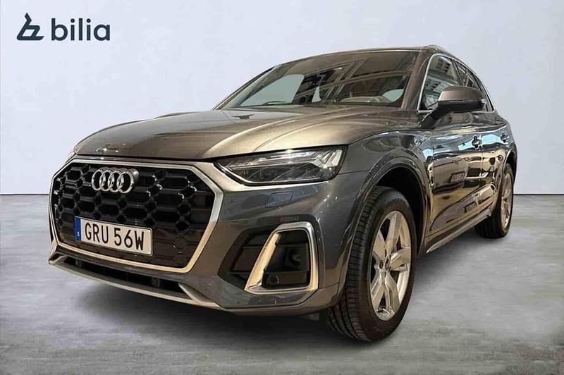 Grå Begagnad 2023 Audi Q5 SUV | 449 000 kr (Marknadspris) - Bild 1/1