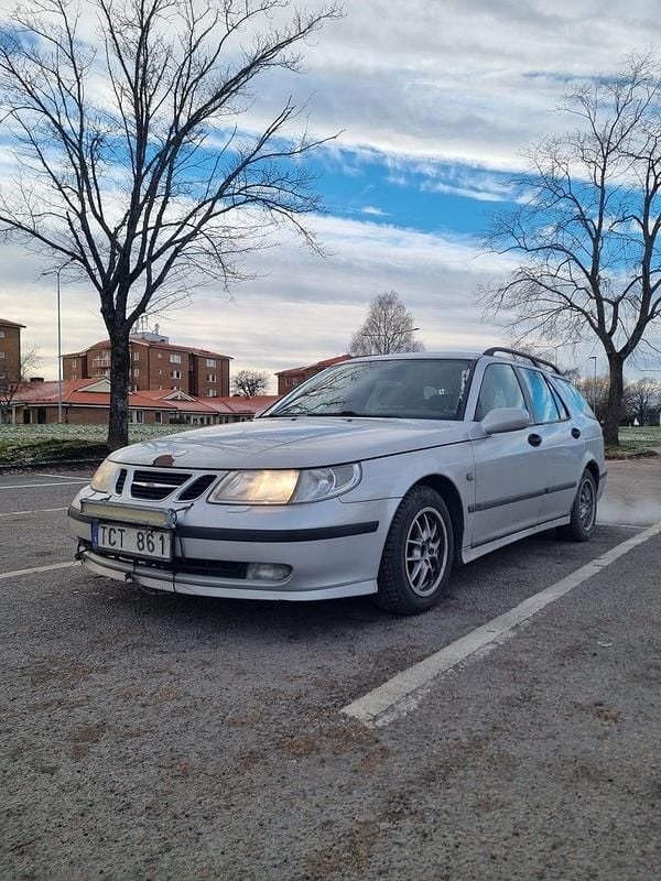 Begagnad 2002 Saab 9-5 Kombi | 14 900 kr (Marknadspris) - Bild 1/4
