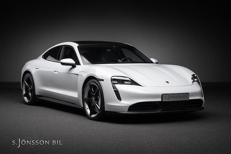 Begagnad Porsche Taycan 2022
