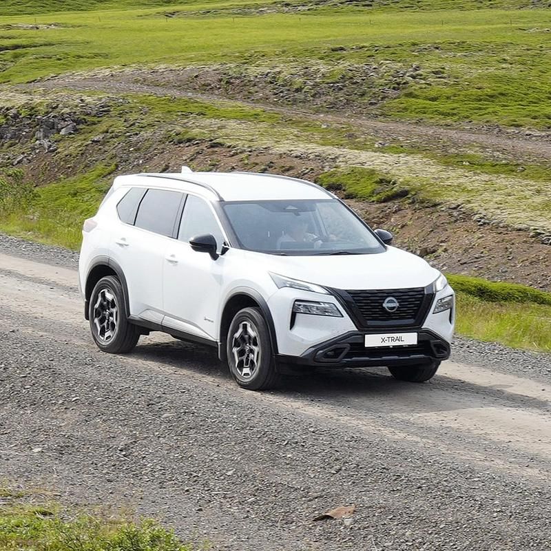 Ny Nissan X-Trail Acenta 163 HK (119 kW) 2025 Svart SUV