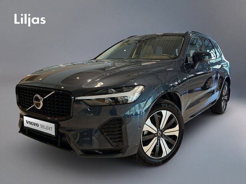 Grå Begagnad 2023 Volvo XC60 Plus SUV | 529 000 kr (Marknadspris) - Bild 1/3