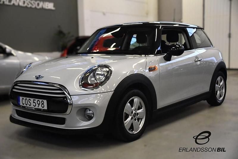 Silver Begagnad 2014 Mini Cooper Pepper Halvkombi | 129 900 kr (Marknadspris) - Bild 1/4