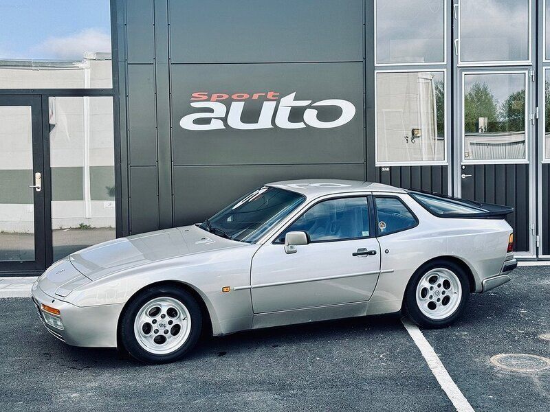 Ljusgrå Begagnad 1985 Porsche 944 Turbo | 285 000 kr - Bild 1/4