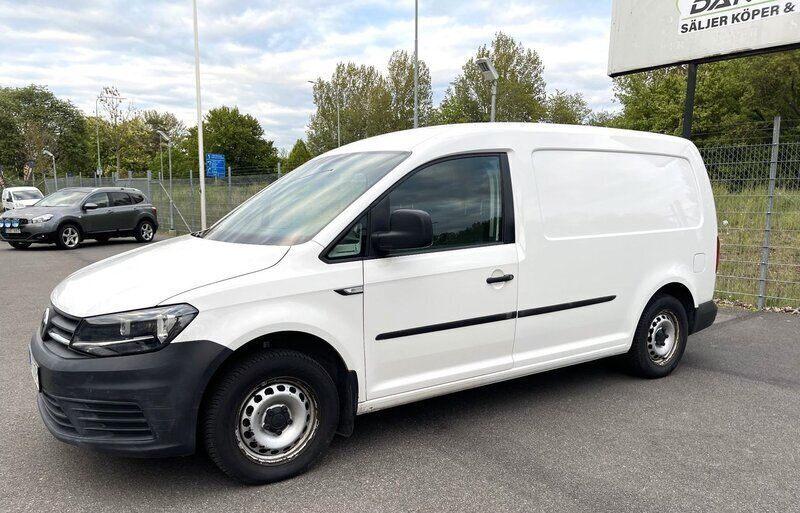 Vit Begagnad 2017 VW Caddy Maxi Minibuss | 129 900 kr (Marknadspris) - Bild 1/4