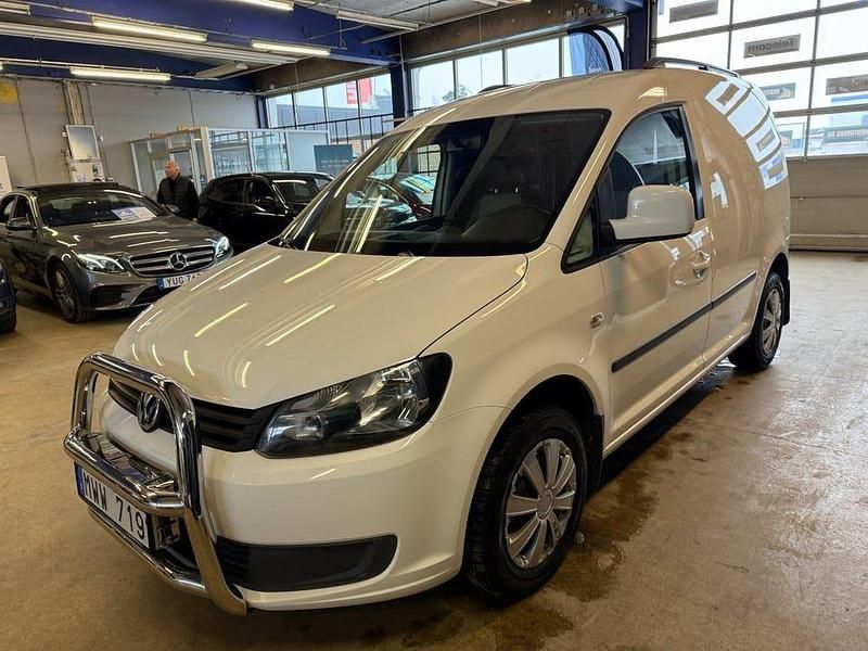 Begagnad VW Caddy 75 HK (55 kW) 2013 Vit Minibuss
