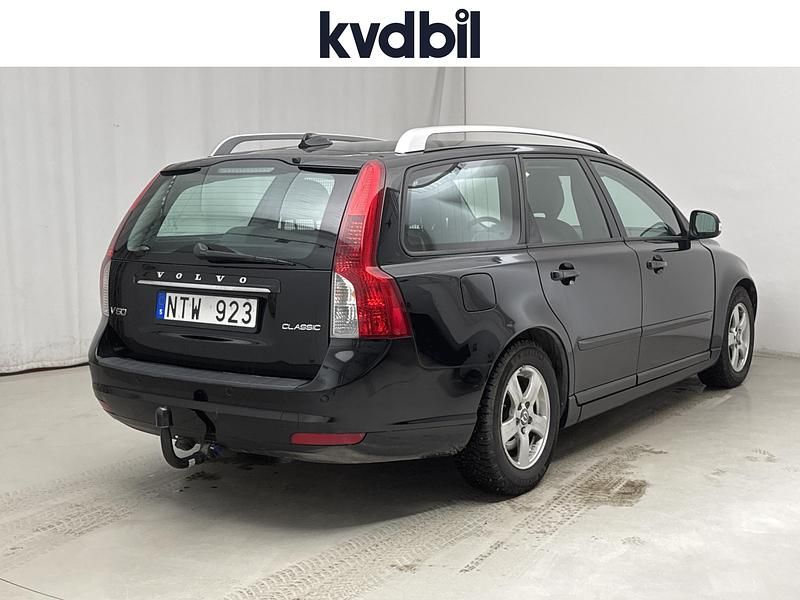 Begagnad Volvo V50 115 HK (84 kW) 2012 Svart Kombi