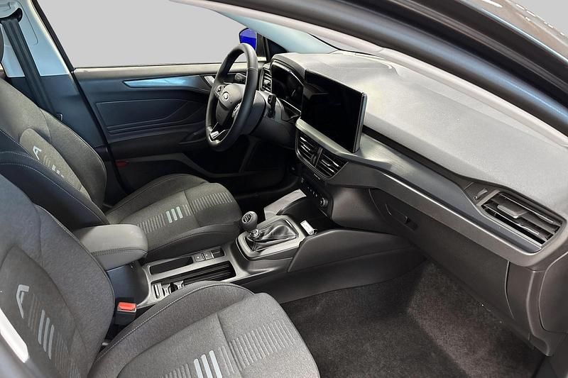 Ny Ford Focus Active 2025 Grå Kombi