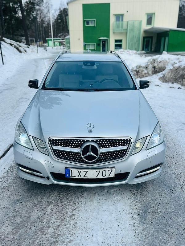 Begagnad Mercedes E220 Avantgarde 170 HK (125 kW) 2011