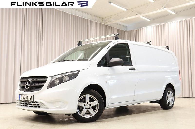 Vit Begagnad 2020 Mercedes Vito Minibuss | 299 800 kr (Lite dyr) - Bild 1/4