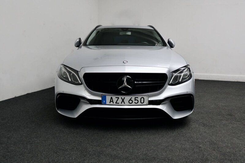 Begagnad Mercedes E220 164 HK (120 kW) 2018 Silver Kombi