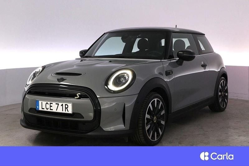 Grå Begagnad 2022 Mini Cooper SE Halvkombi | 274 900 kr (Marknadspris) - Bild 1/3