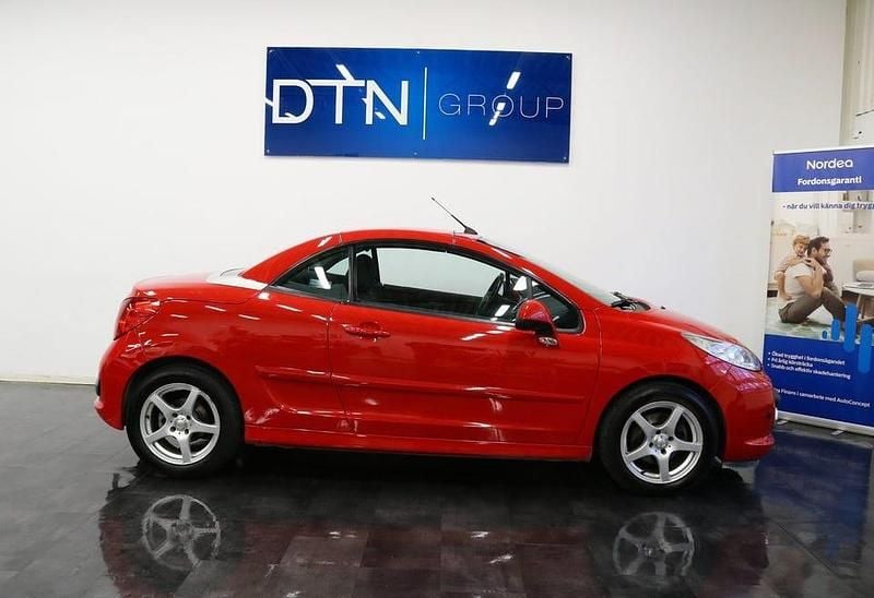 Röd Begagnad 2008 Peugeot 207 CC Cab | 39 500 kr (Bra pris) - Bild 1/4