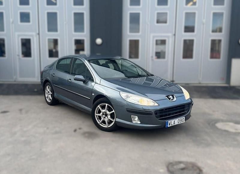 Mörkgrå (grå) Begagnad 2005 Peugeot 407 Sedan | 39 900 kr (Marknadspris) - Bild 1/4