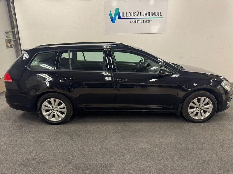 Svart Begagnad 2017 VW Golf VII | 99 900 kr (Superpris) - Bild 1/4