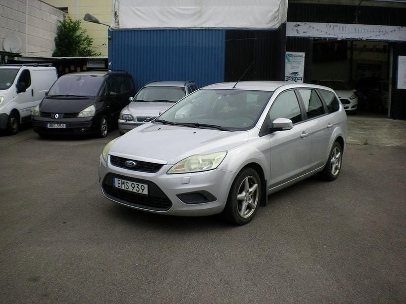 Silver Begagnad 2008 Ford Focus Trend Kombi | 17 500 kr - Bild 1/4