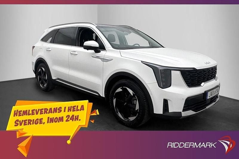 Vit Begagnad 2025 Kia Sorento SUV | 584 800 kr (Lite dyr) - Bild 1/3