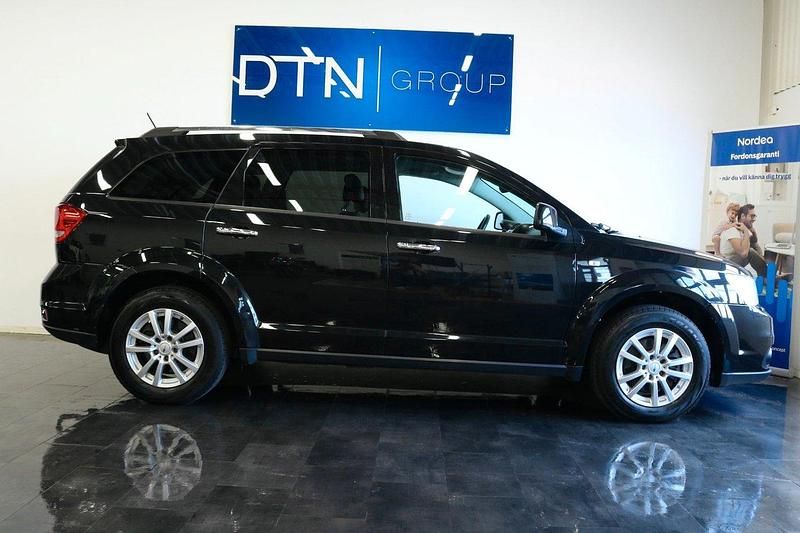 Begagnad 2015 Fiat Freemont Sport SUV | 109 500 kr (Marknadspris) - Bild 1/4