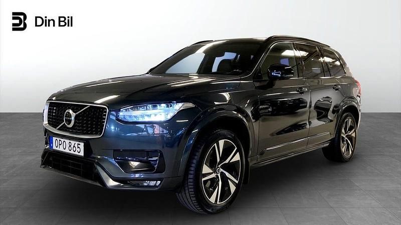 Grå Begagnad 2019 Volvo XC90 R-Design SUV | 469 900 kr (Marknadspris) - Bild 1/4