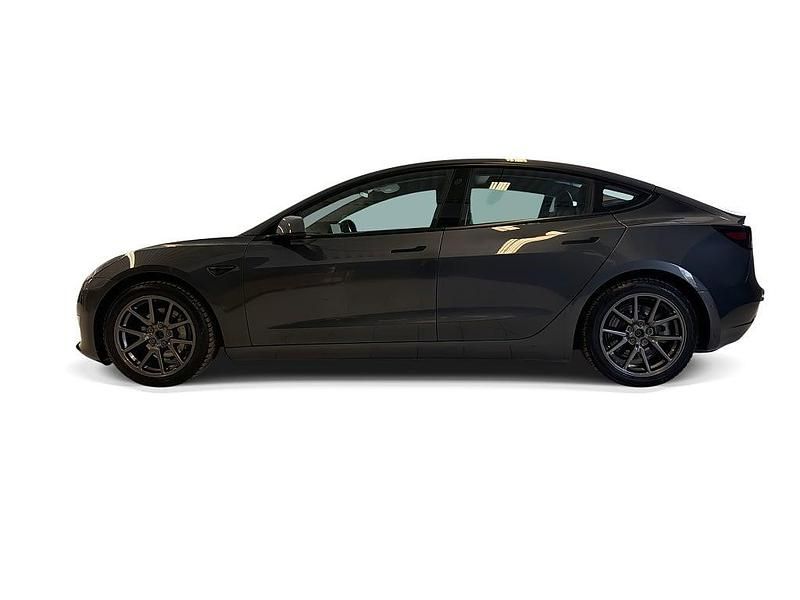 Begagnad Tesla Model 3 Long Range AWD 366 kW (498 HK) 2021 Grå Sedan