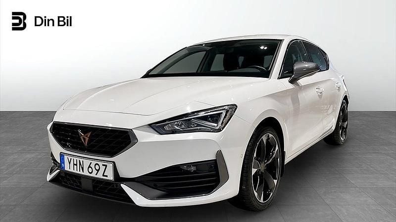 Vit Begagnad 2023 Cupra Leon Kombi | 254 900 kr (Bra pris) - Bild 1/3