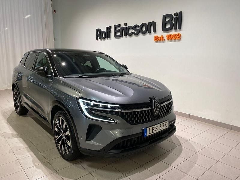Grå Begagnad 2024 Renault Austral Techno SUV | 269 500 kr (Marknadspris) - Bild 1/4