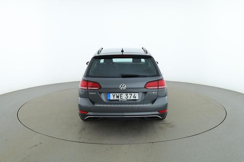Begagnad VW Golf VII 117 HK (86 kW) 2017 Grå Kombi