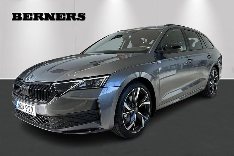 Grå Ny 2025 Skoda Octavia Kombi | 457 900 kr - Bild 1/4