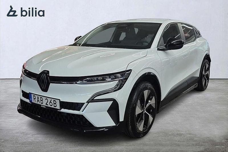 Vit Begagnad 2022 Renault Mégane IV Equilibre Halvkombi | 299 000 kr (Lite dyr) - Bild 1/4
