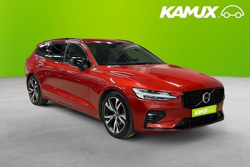 Röd Begagnad 2021 Volvo V60 R-Design Kombi | 284 700 kr (Dyr) - Bild 1/4