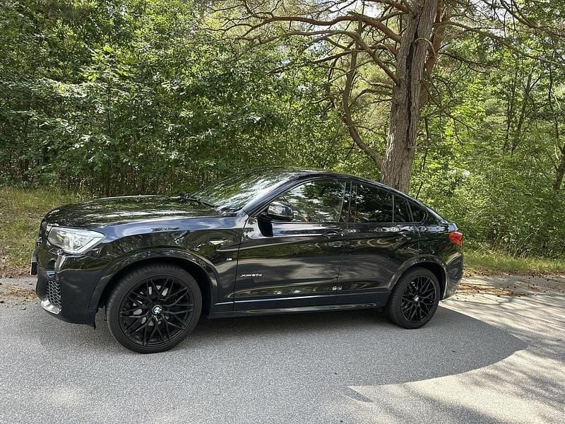 Svart Begagnad 2016 BMW X4 M Sport SUV | 235 000 kr (Marknadspris) - Bild 1/4