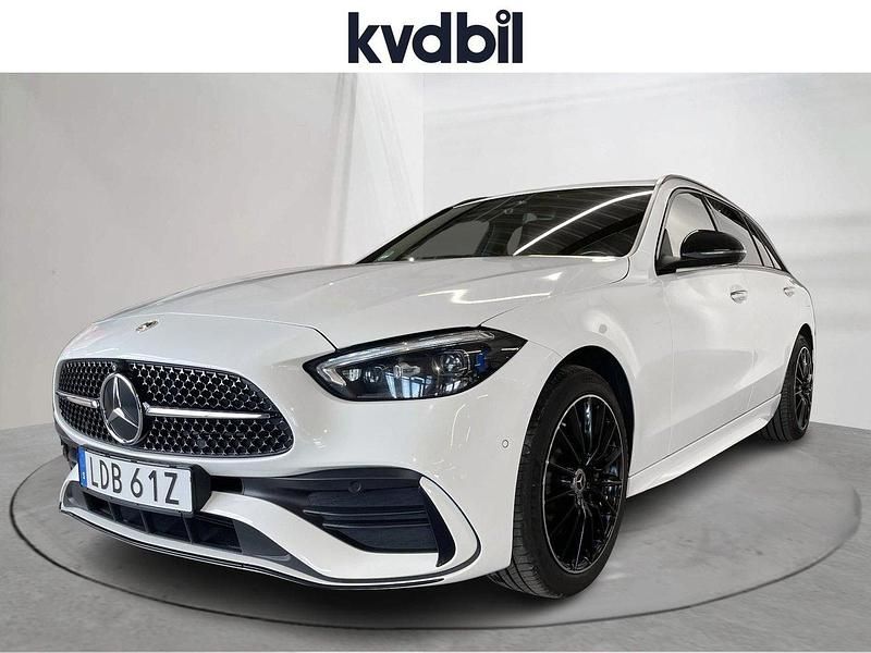 Vit Begagnad 2022 Mercedes C300e Kombi | 364 800 kr (Marknadspris) - Bild 1/3